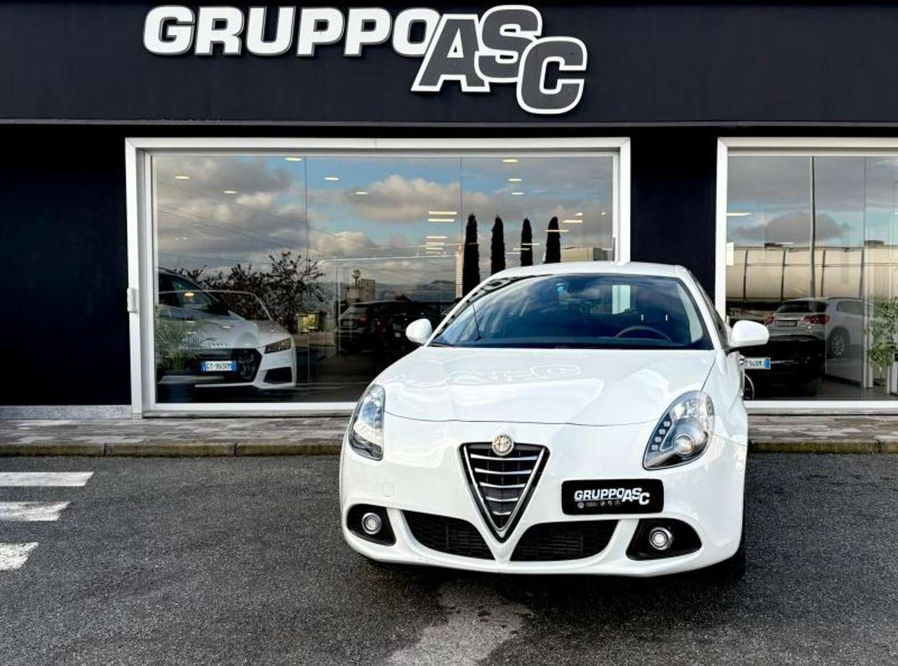 Alfa Romeo Giulietta 1.4 tb Progression 105cv E6 OK NEOPATENTATI