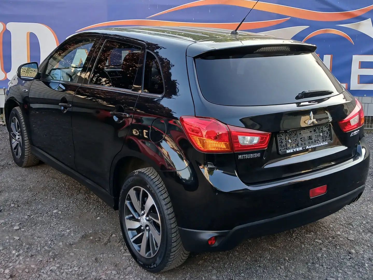 Mitsubishi ASX 4WD 2,2 Comfort Edition *4x4*AUTOMATIK*NAVI*KAMERA Černá - 2
