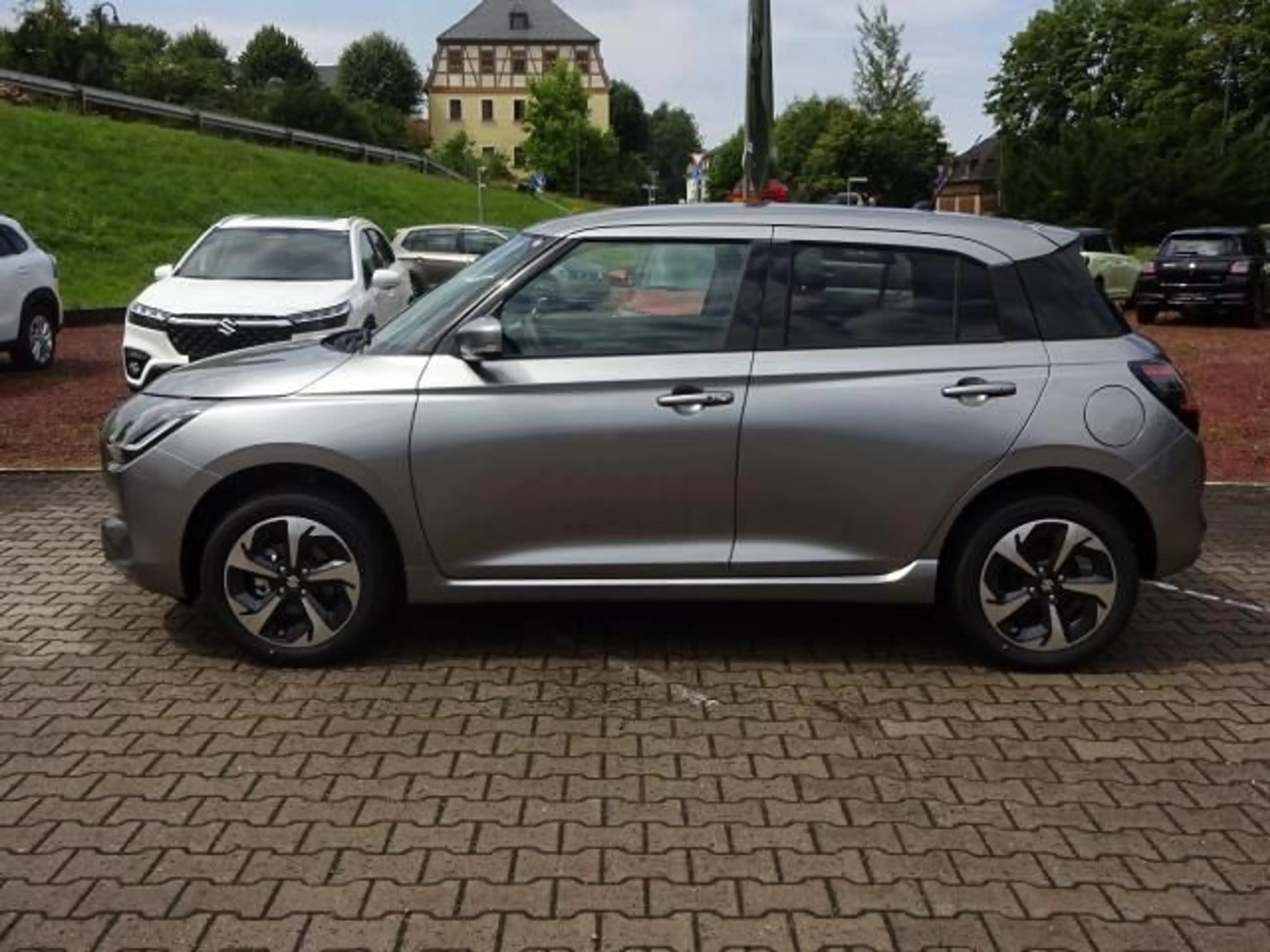 Suzuki Swift SWIFT 1.2 DUALJET ALLGRIP COMFORT+ NAVI SHZ EPH — photo 2