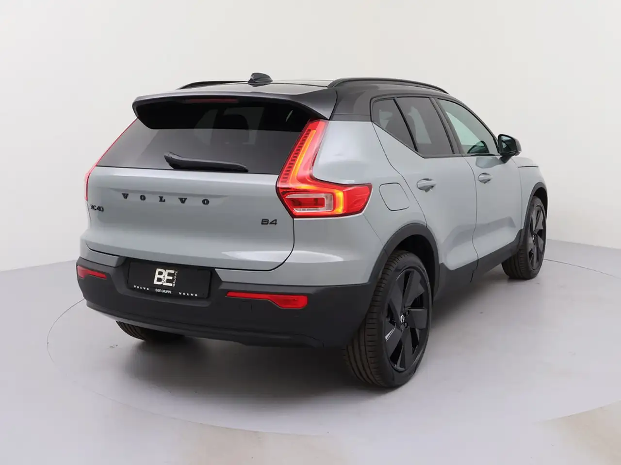 Volvo XC40 2026