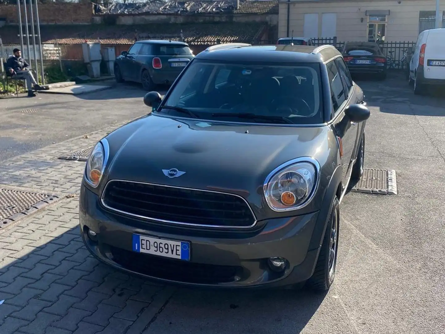 MINI One Countryman Mini+Countryman+1.6+One Gri - 1