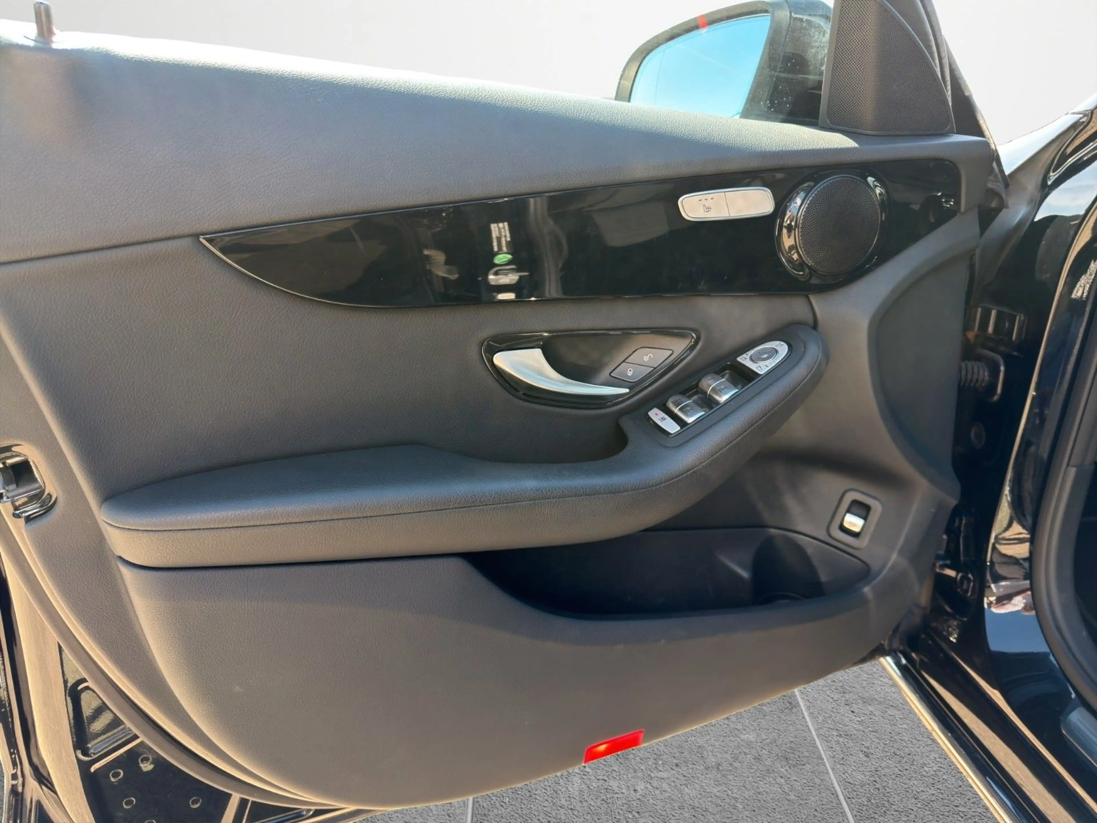 Mercedes-Benz C 220 d T-Modell Avantgarde Distronic CarPlay — photo 10