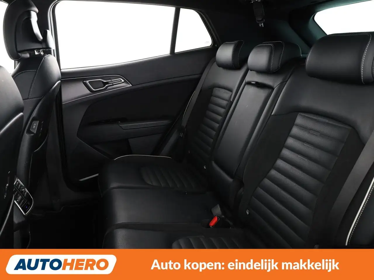 Kia Sportage 1.6 Plug-in Hybrid GT-Line Premium 4WD 14