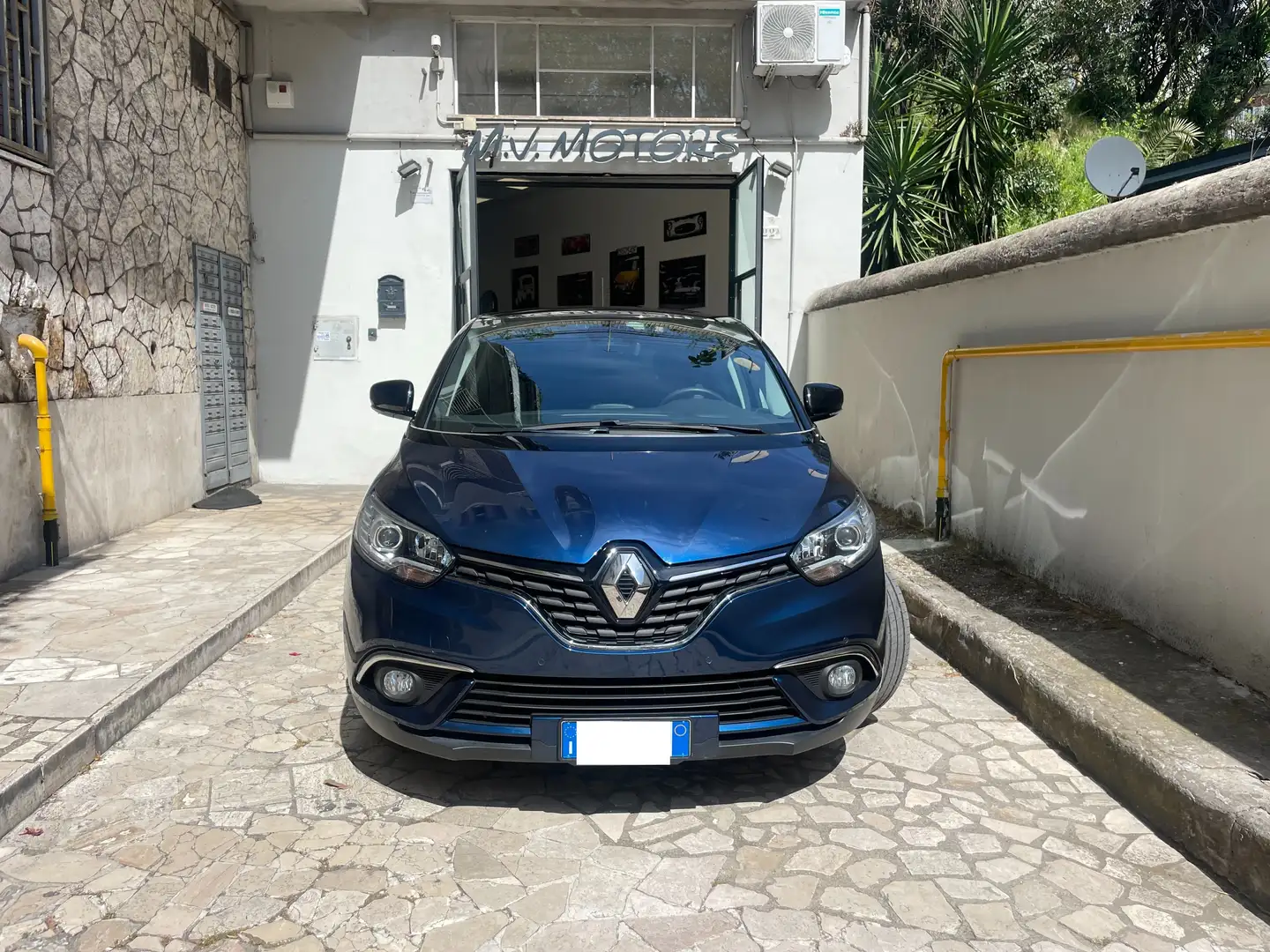Renault Scenic 1.7 blue dci Intens 120cv edc Blau - 2