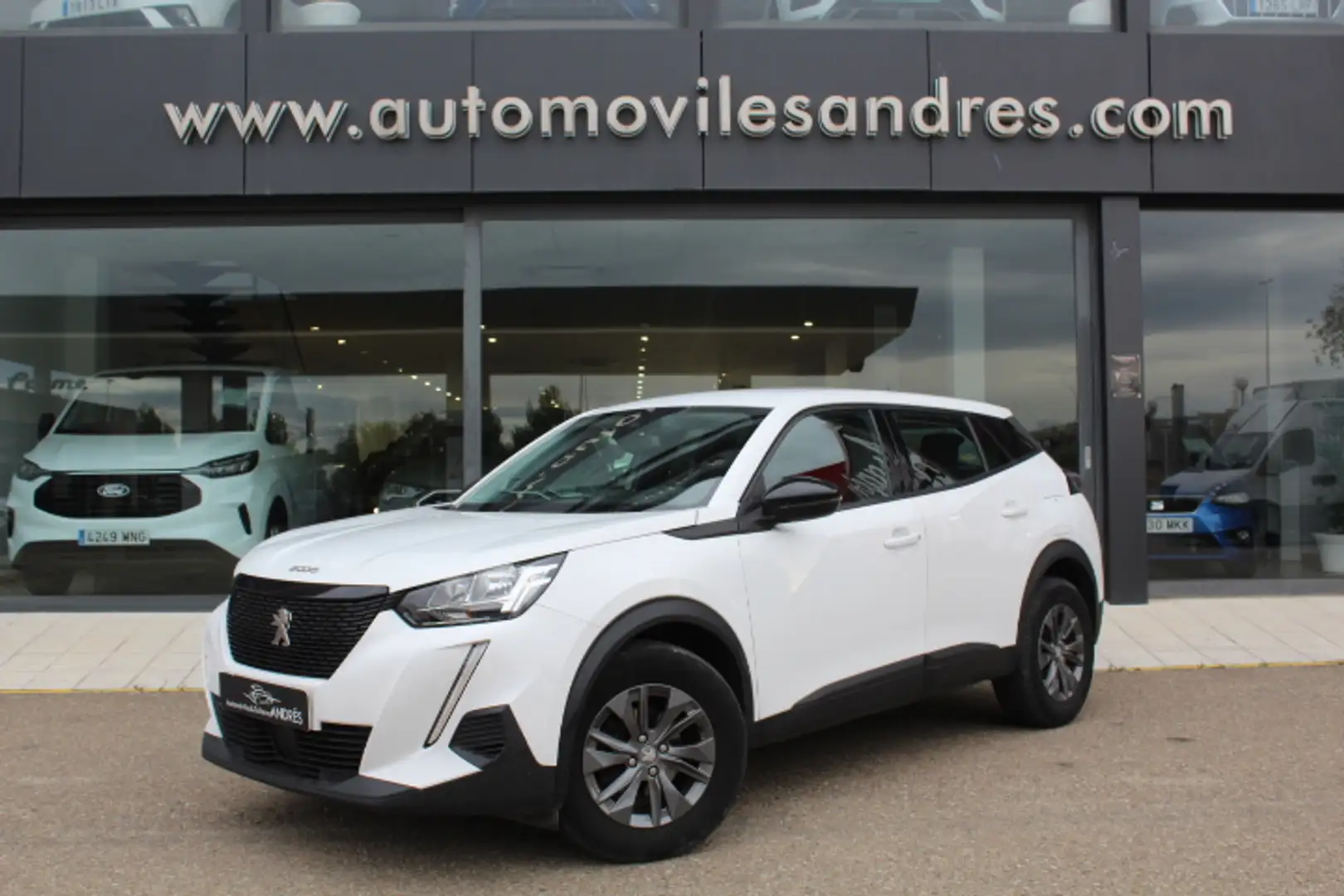 Peugeot 2008 1.5BlueHDi S&S Active Pack 110 Weiß - 1