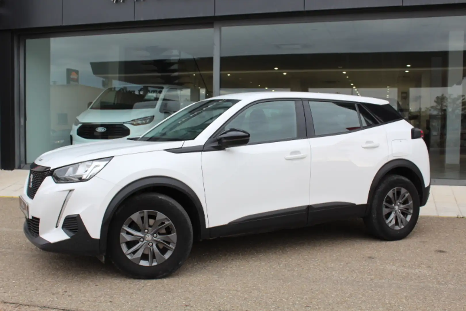 Peugeot 2008 1.5BlueHDi S&S Active Pack 110 Weiß - 2