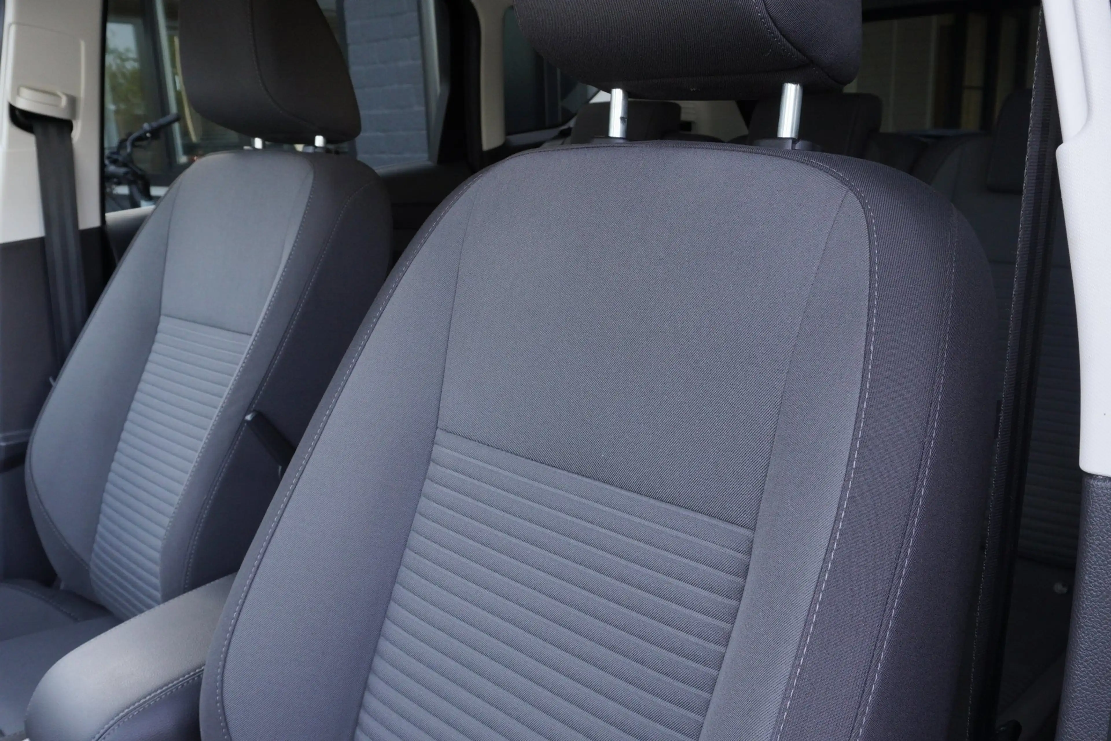 Ford C-Max 1.5 Titanium Trekhaak|Stoelverwarming|Cruise|Navig — photo 13