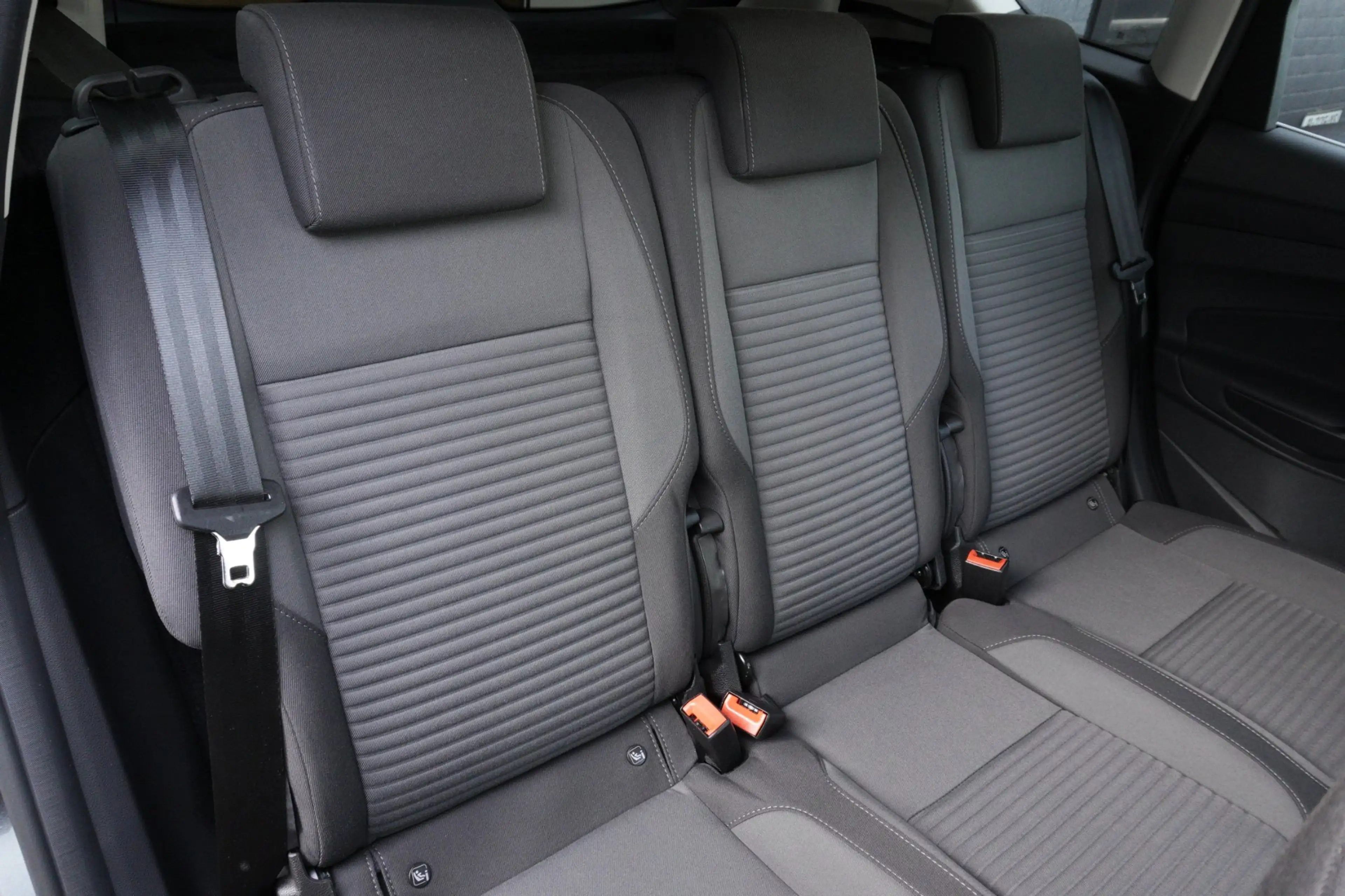 Ford C-Max 1.5 Titanium Trekhaak|Stoelverwarming|Cruise|Navig — photo 14