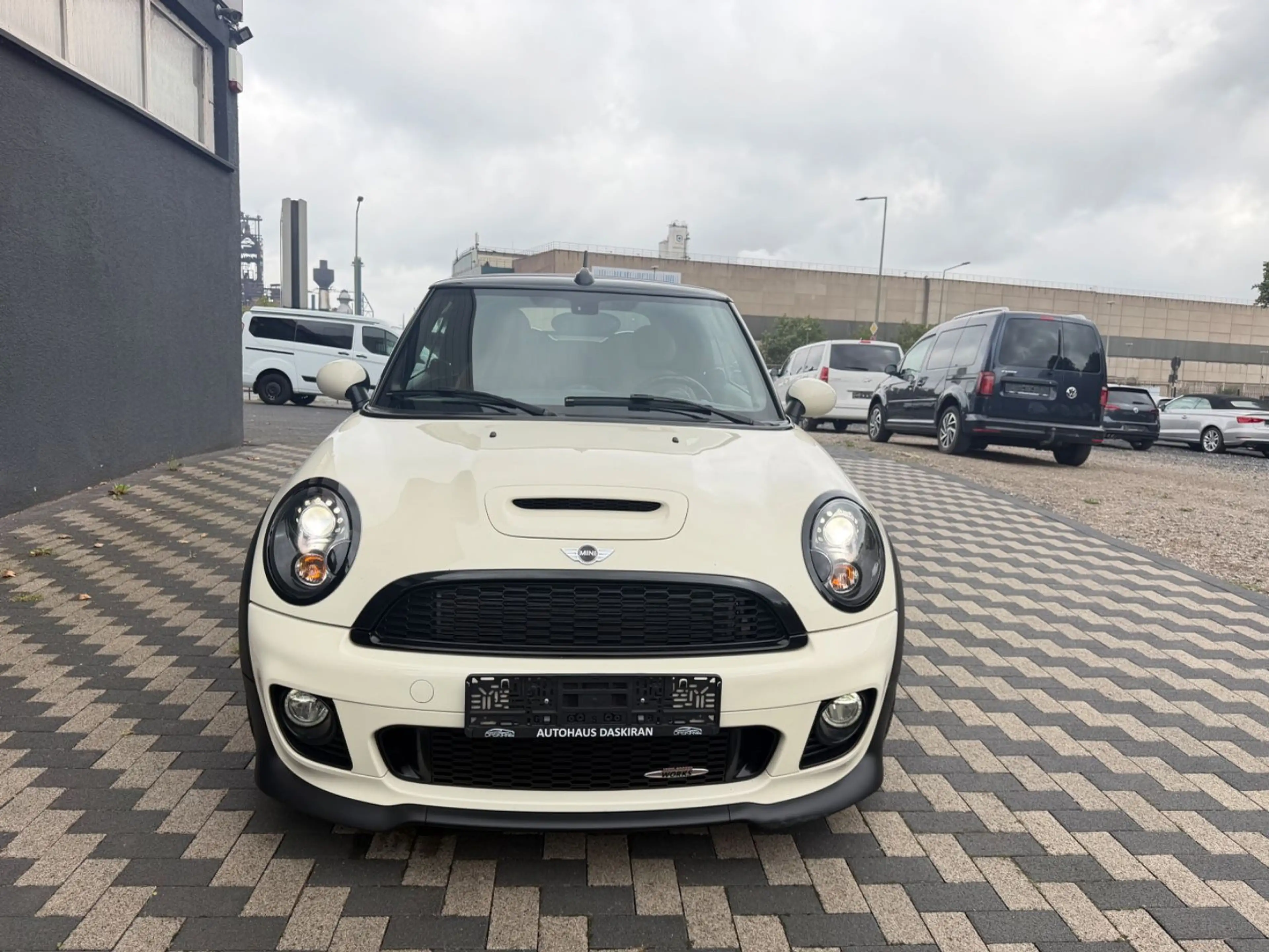 MINI John Cooper Works Cabrio Navi Leder Xenon — photo 2