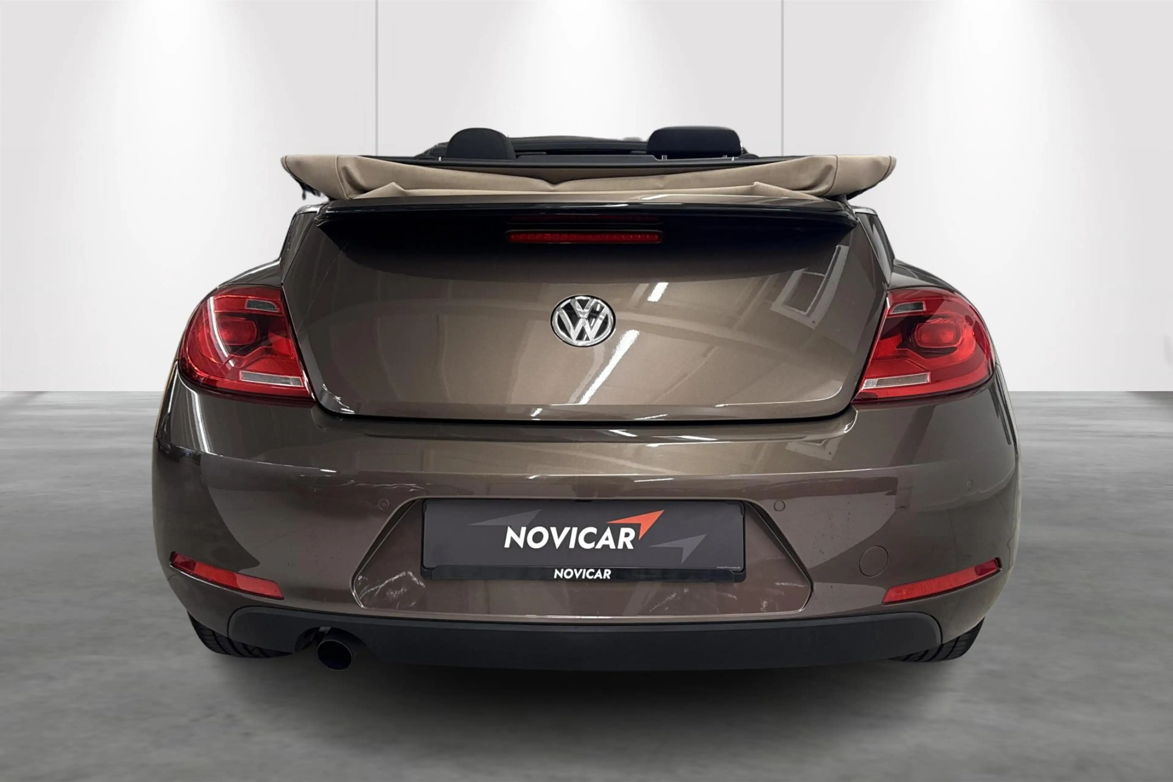 Volkswagen Beetle Cabrio 1.2 TSI — photo 9