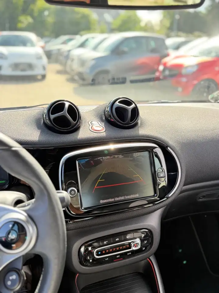 Smart Fortwo EQ*AMBIENTE*PANORAMA*RÜCKFAHRKAMERA*, миниатюра 3