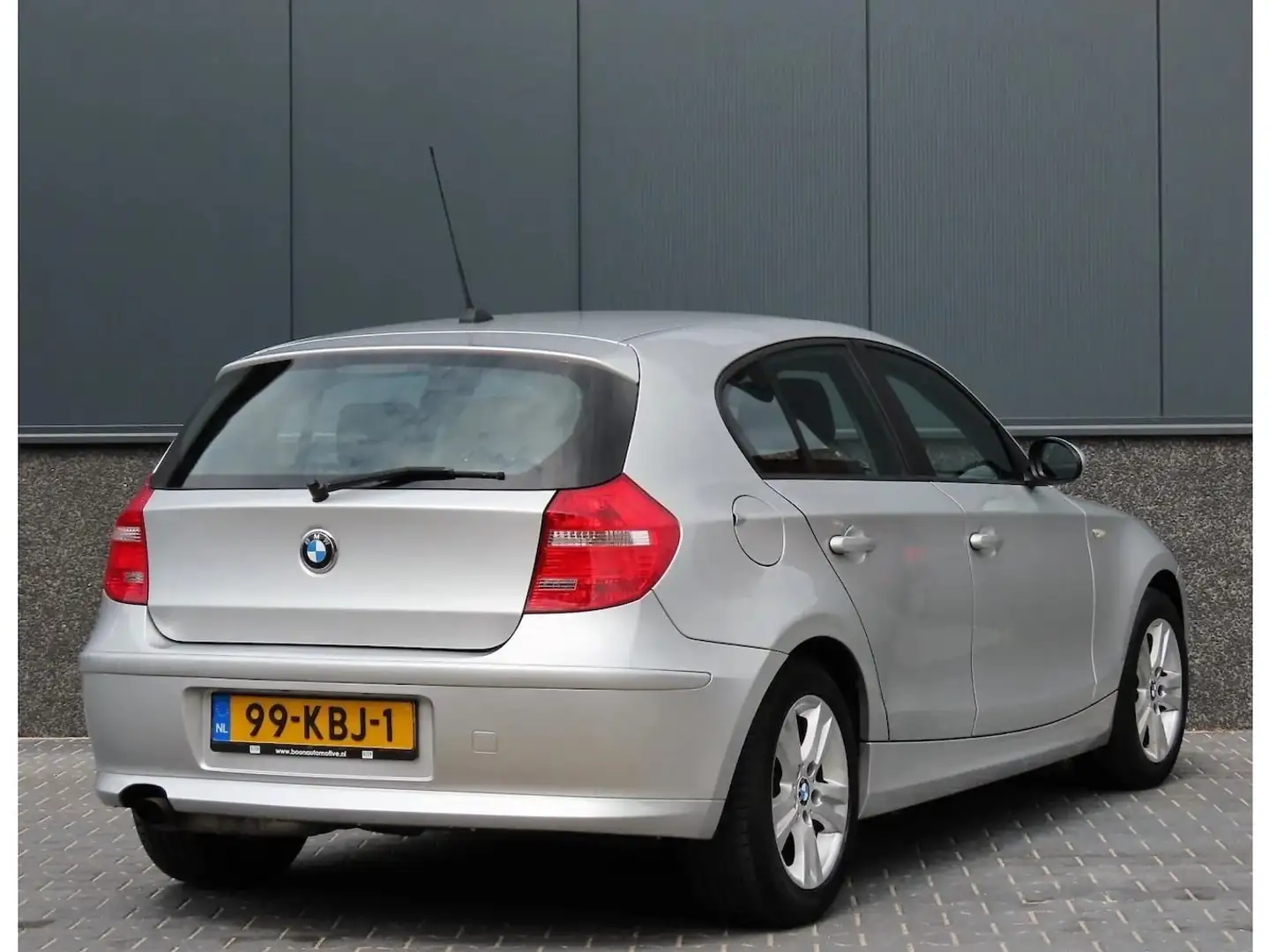BMW 116 116i Corporate Zilver - 2