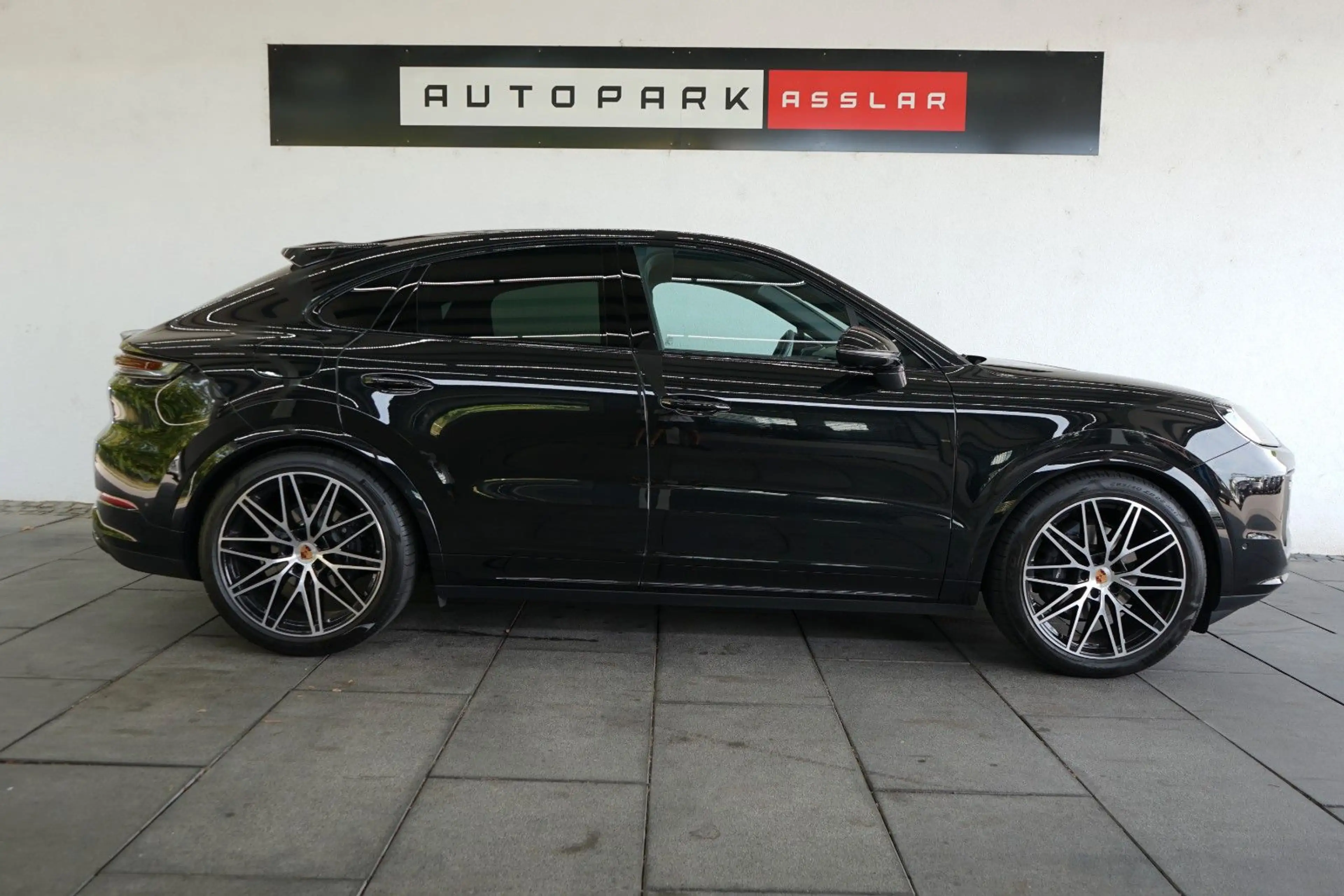 Porsche Cayenne Coupe Black Edition/P-Display/18W/22z