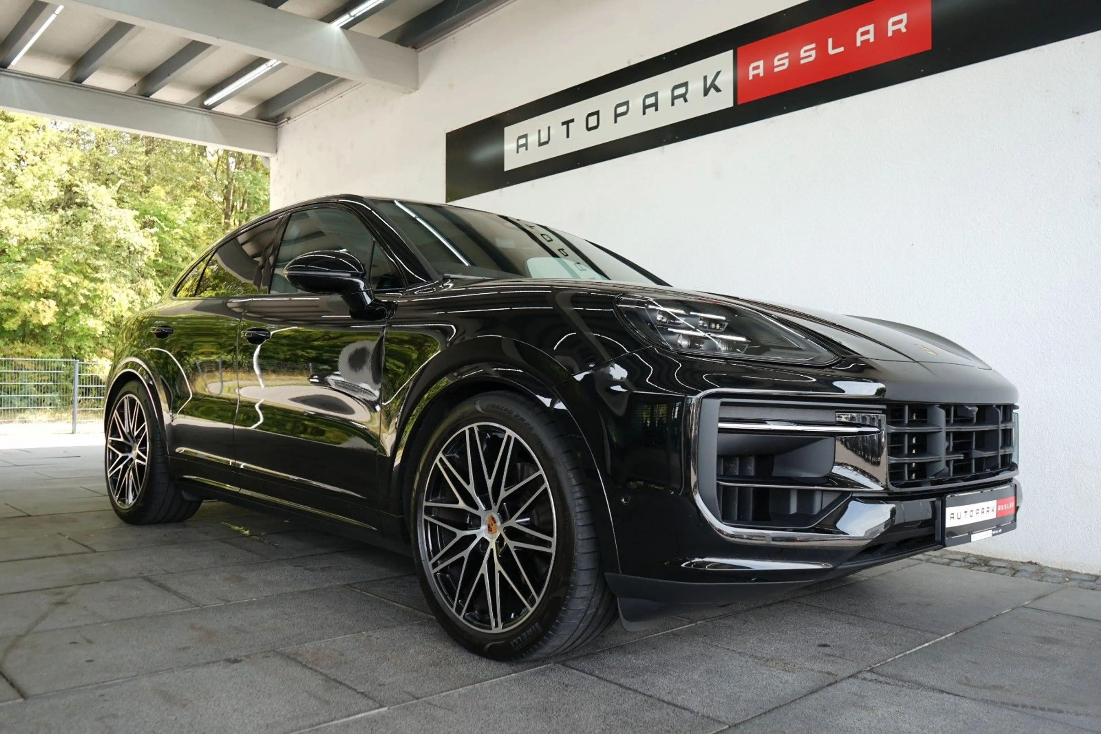 Porsche Cayenne Coupe Black Edition/P-Display/18W/22z — photo 2