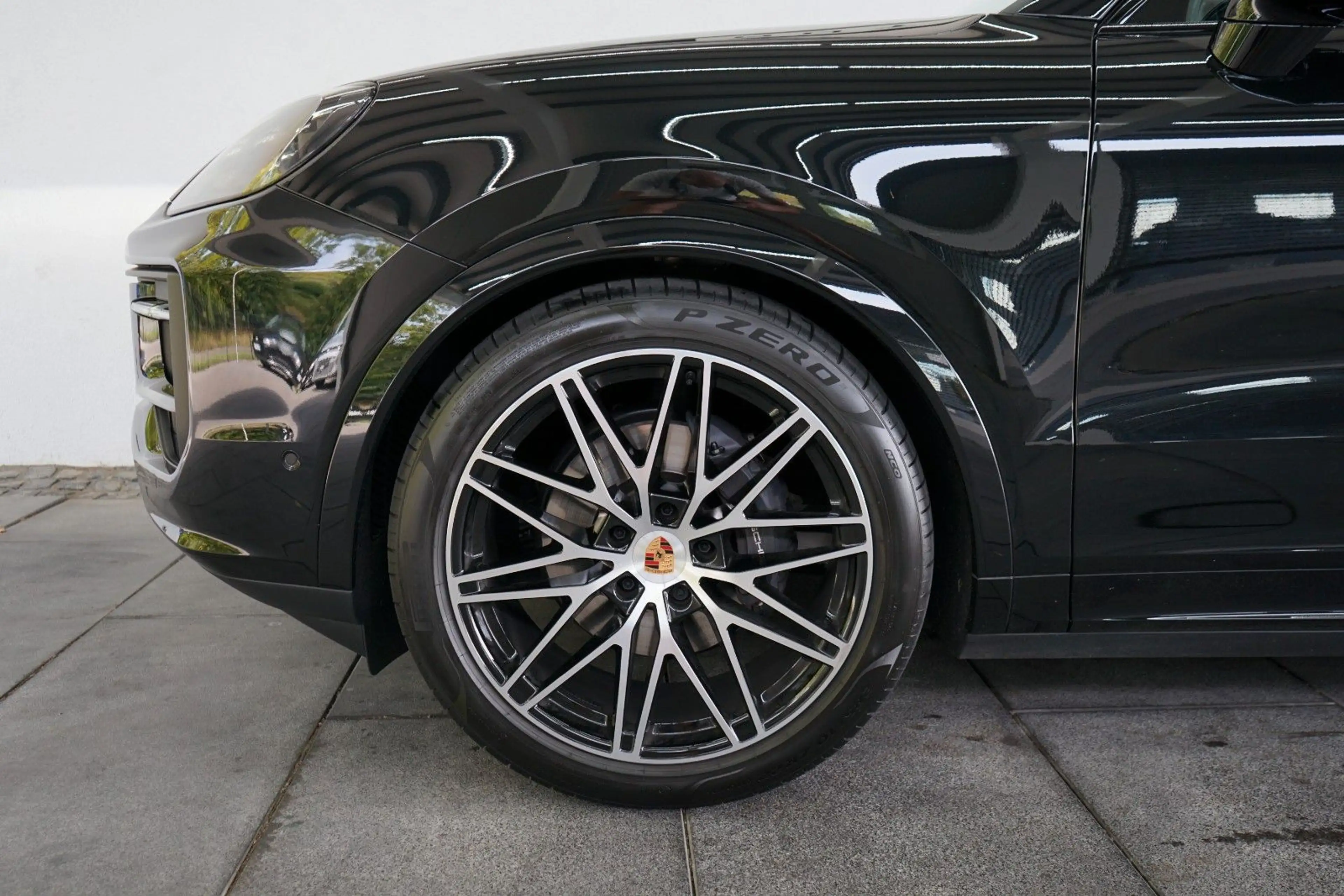 Porsche Cayenne Coupe Black Edition/P-Display/18W/22z — photo 31