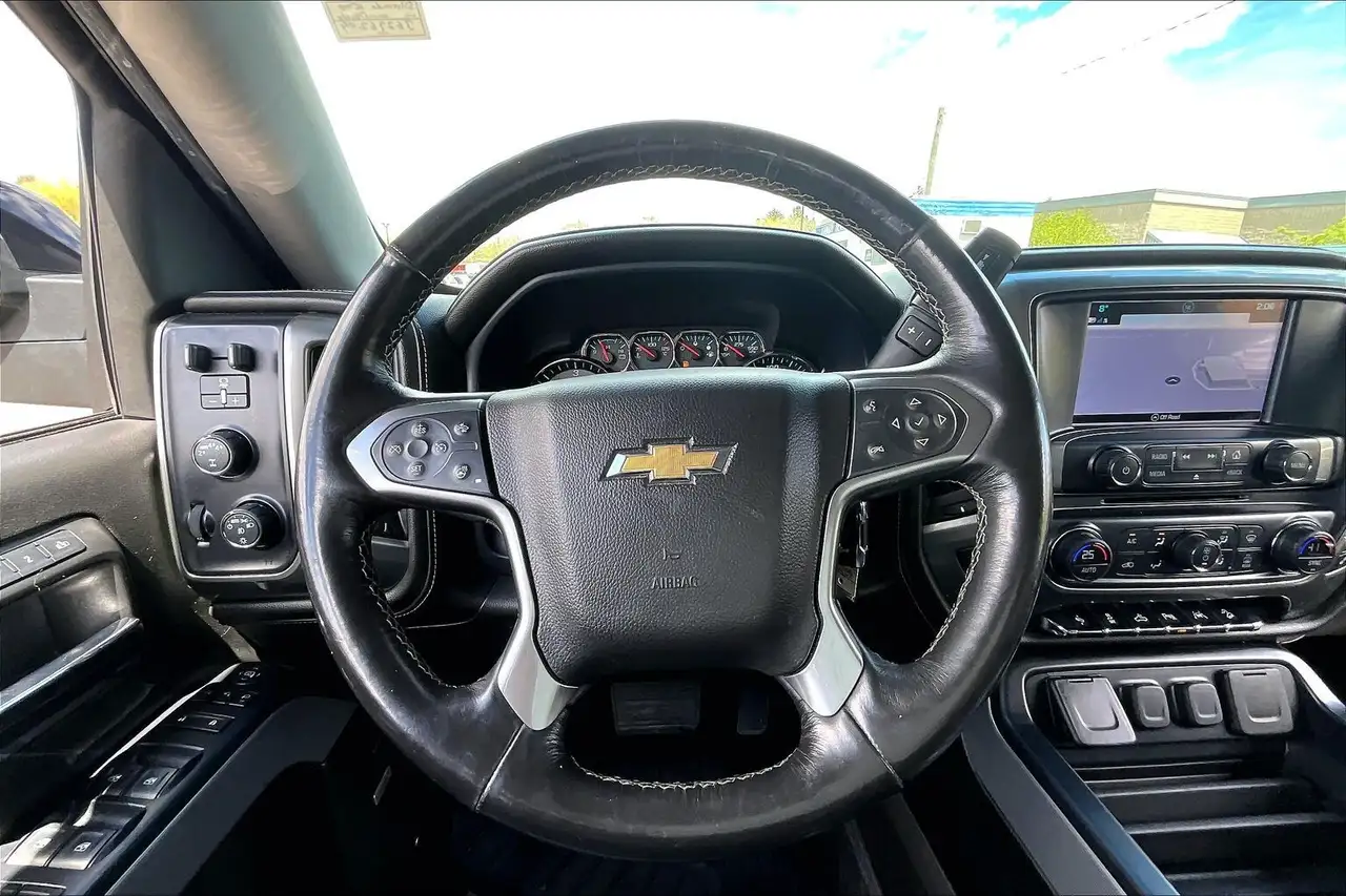 Chevrolet Silverado 1500 снимка Chevrolet Silverado 1500