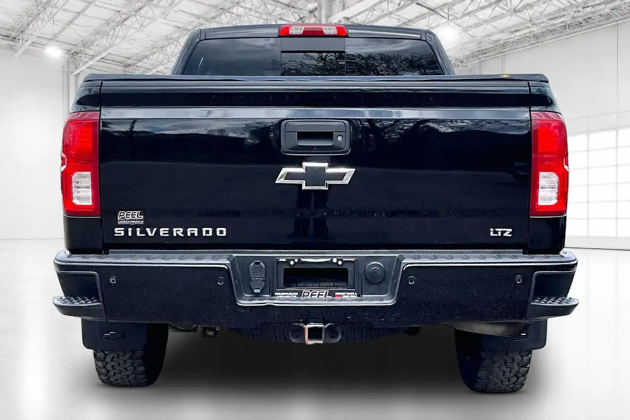 Chevrolet Silverado 1500 снимка Chevrolet Silverado 1500
