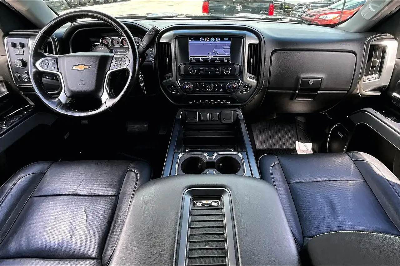 Chevrolet Silverado 1500 снимка Chevrolet Silverado 1500
