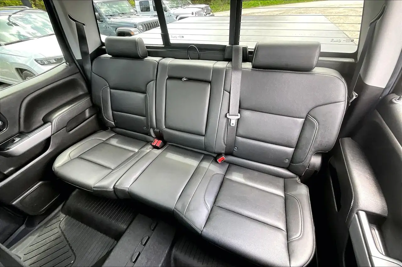 Chevrolet Silverado 1500 снимка Chevrolet Silverado 1500