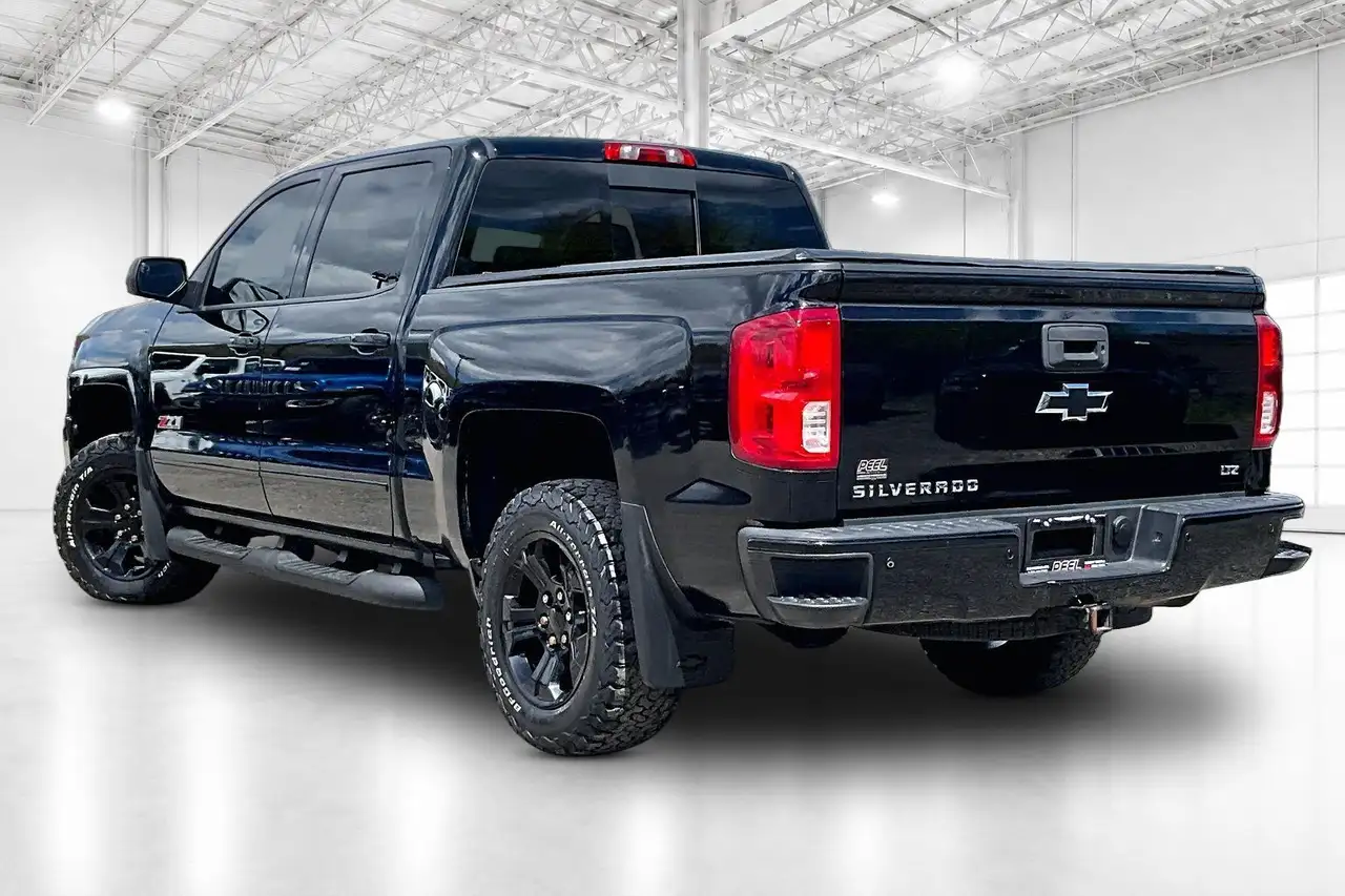 Chevrolet Silverado 1500 снимка Chevrolet Silverado 1500