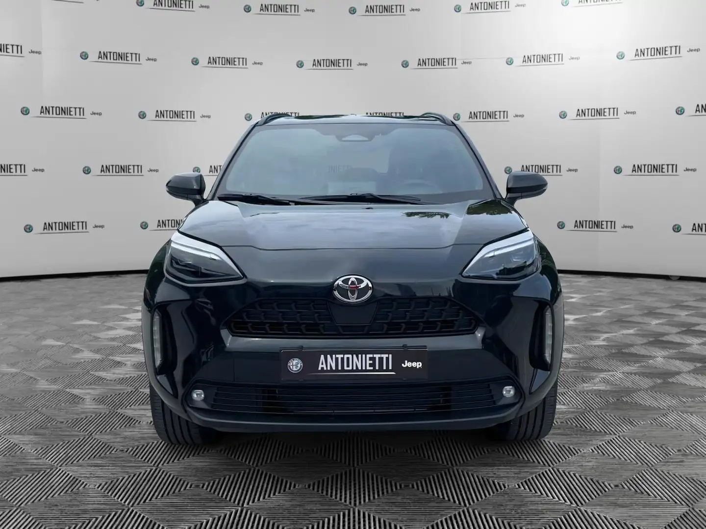 Toyota Yaris Cross Yaris Cross 1.5 Hybrid 130 CV 5p.E-CVT Trend crna - 2