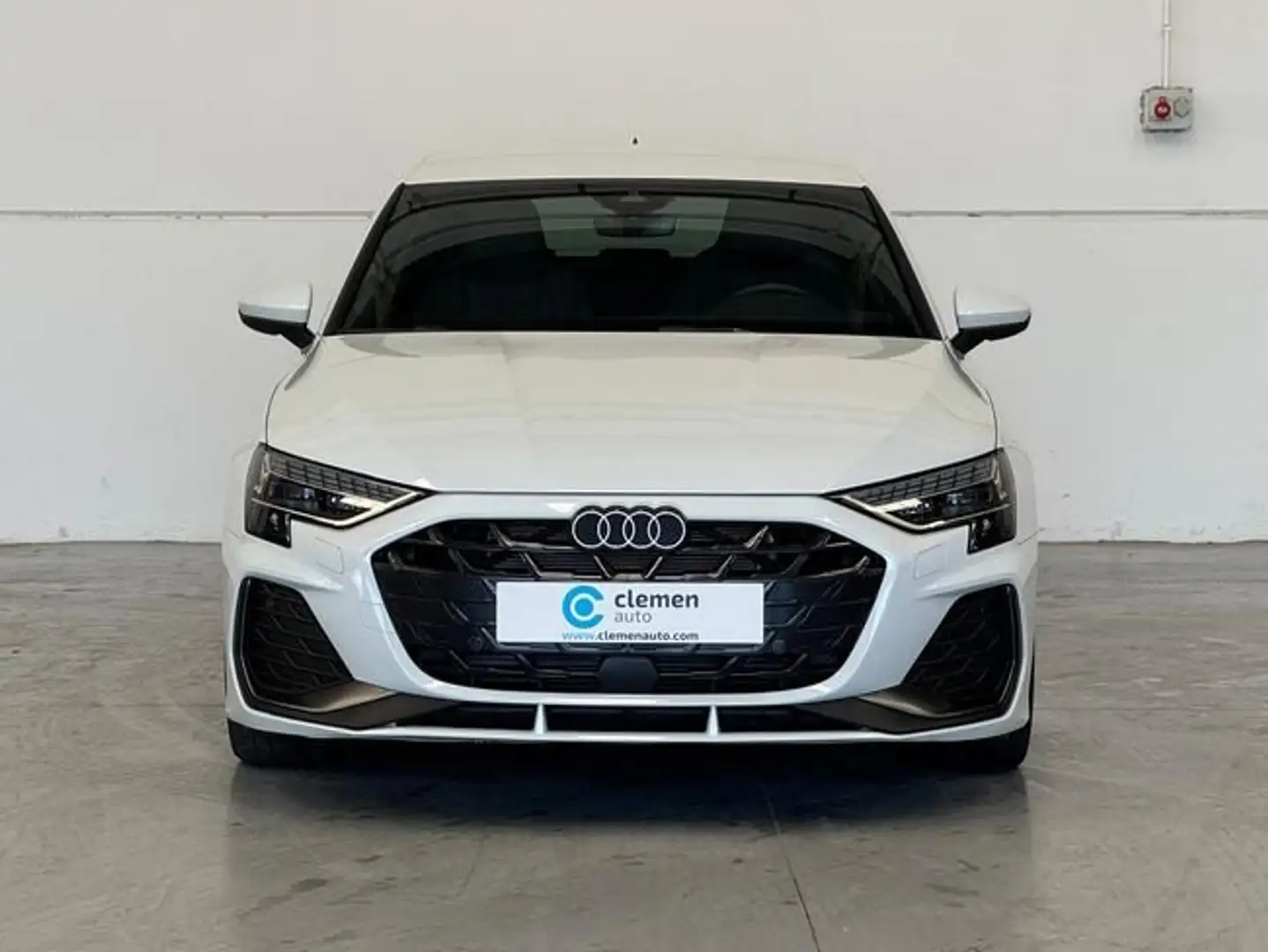 Audi A3 Sportback TFSI S line S tronic 85kW Blanco - 2