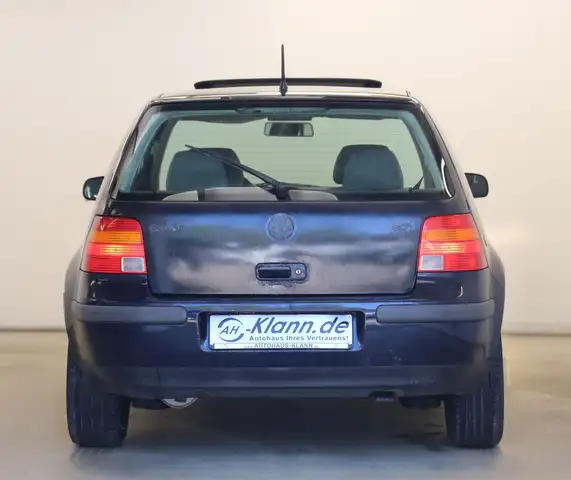 Volkswagen Golf view 7