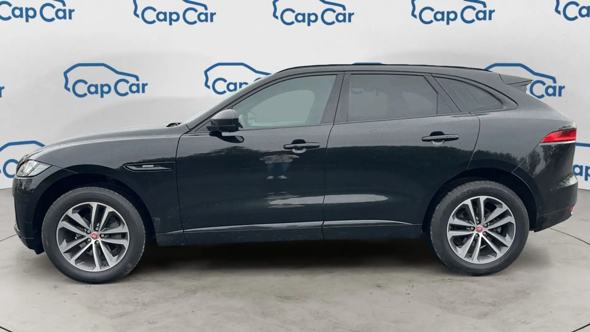 Jaguar F-Pace 20d 180 BVA R Sport - Automatique Toit ouvrant Noir - 2