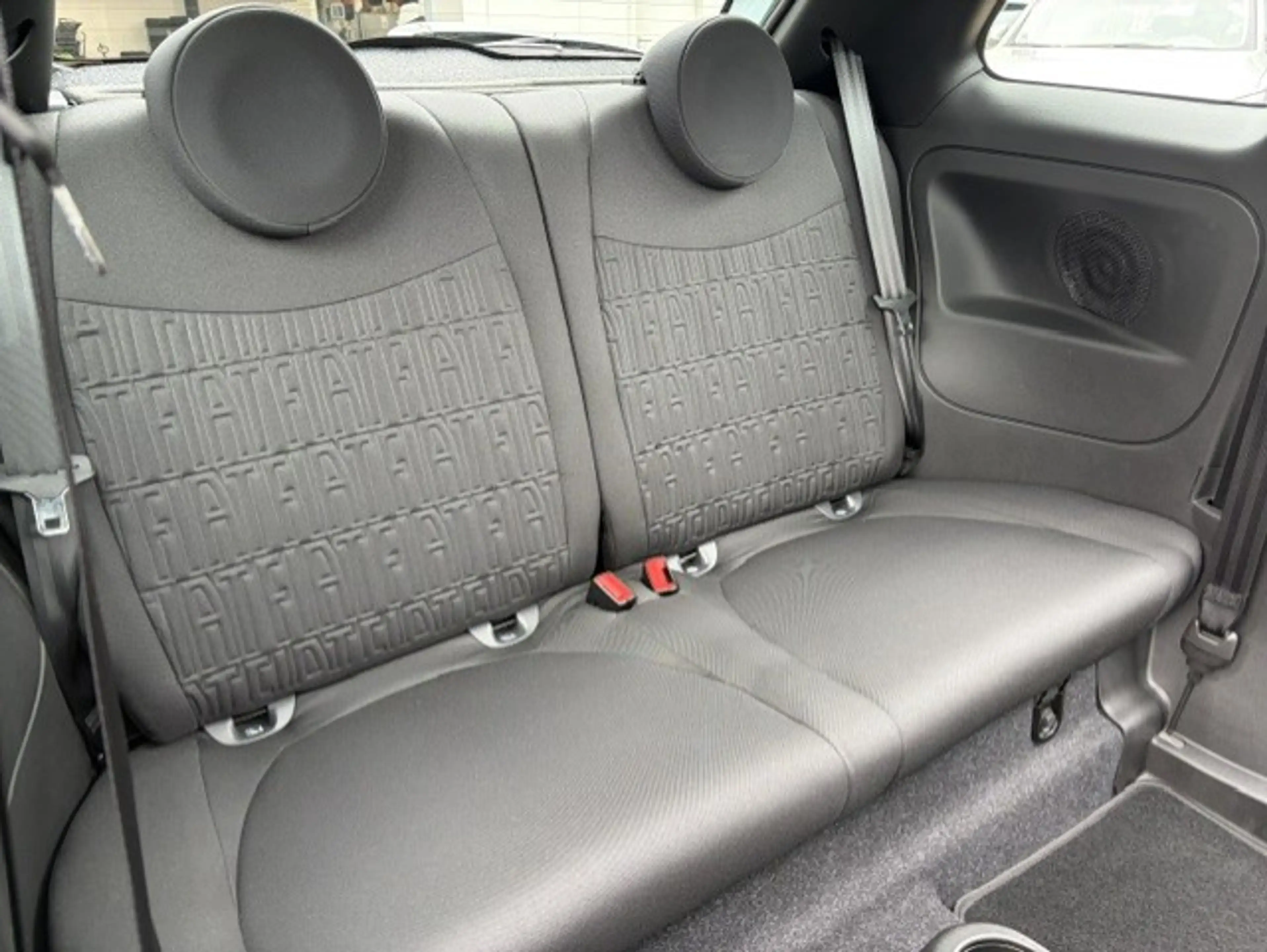 Fiat 500 500 Dolcevita Hybride - 1e Eigenaar - Airco - Pano dak - Als nieuw - Garantie - (1) — photo 15