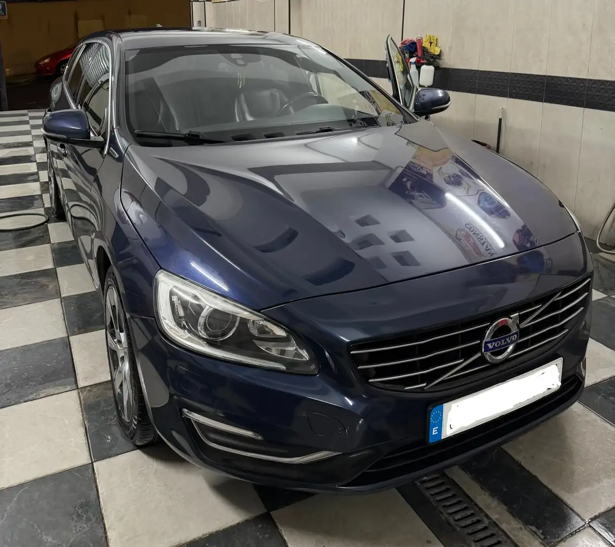 Volvo V60 V60 D6 Plug-in Hybrid AWD Aut. Azul - 1
