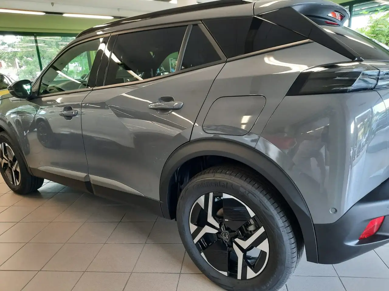 Peugeot 2008 1.2 hybrid ALLURE - 145 cv e-dcs6 7
