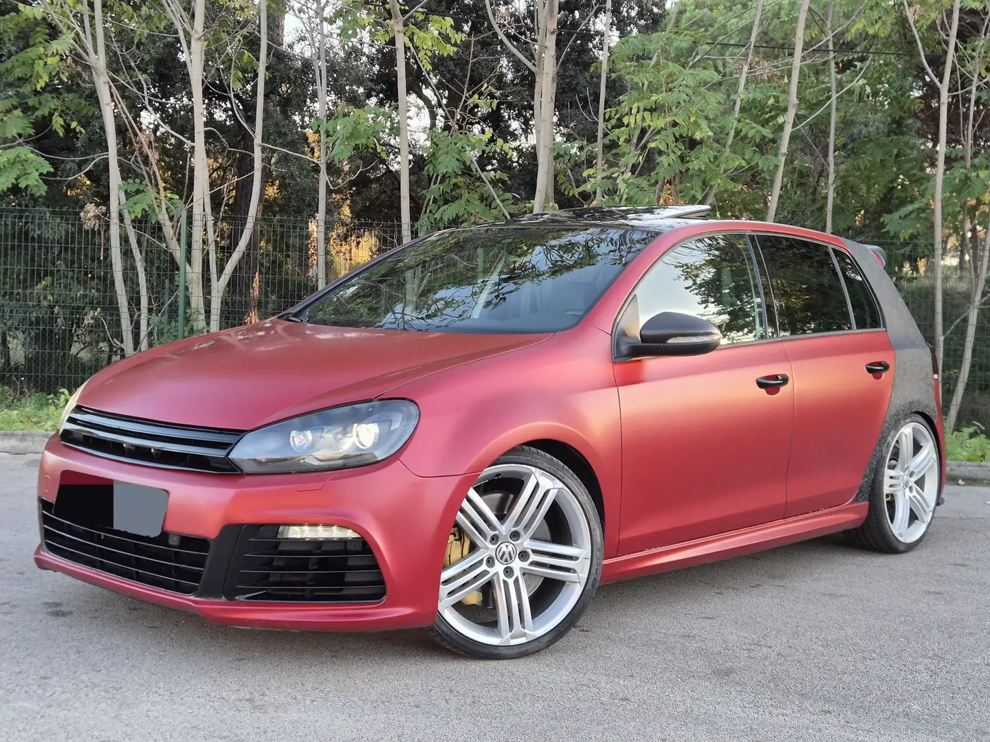 Volkswagen Golf R - 2