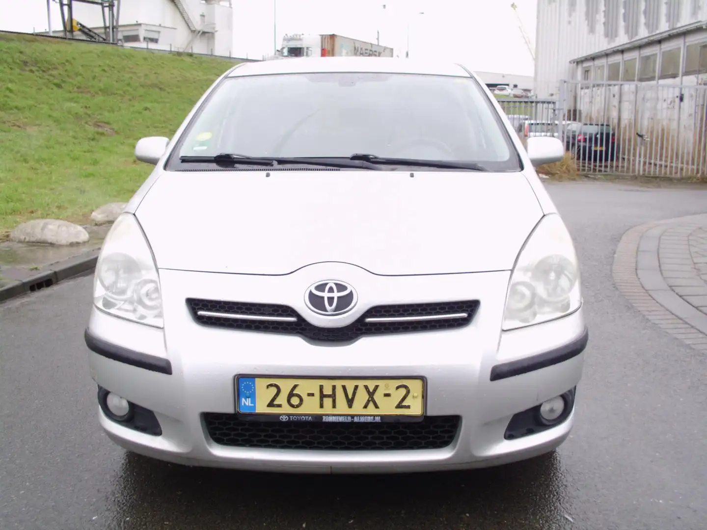 Toyota Verso 1.8 VVT-i Sol MET AIRCO Szürke - 1