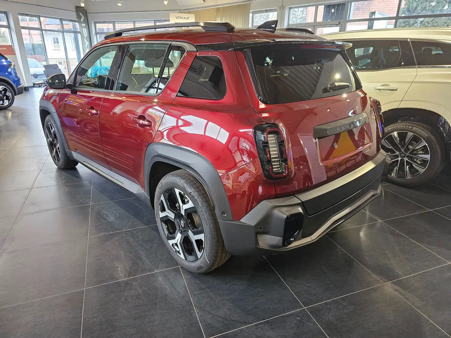 Renault R 4 E-Tech  Techno 150 PS 52kWh Comfort Range Rot - 2