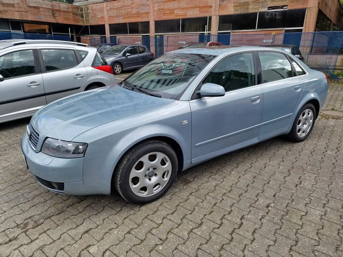 Audi A4 1.8T.Automatik.Xenon.Klim.EGD.Leder.Alu.TÜV.NEU Blau - 2