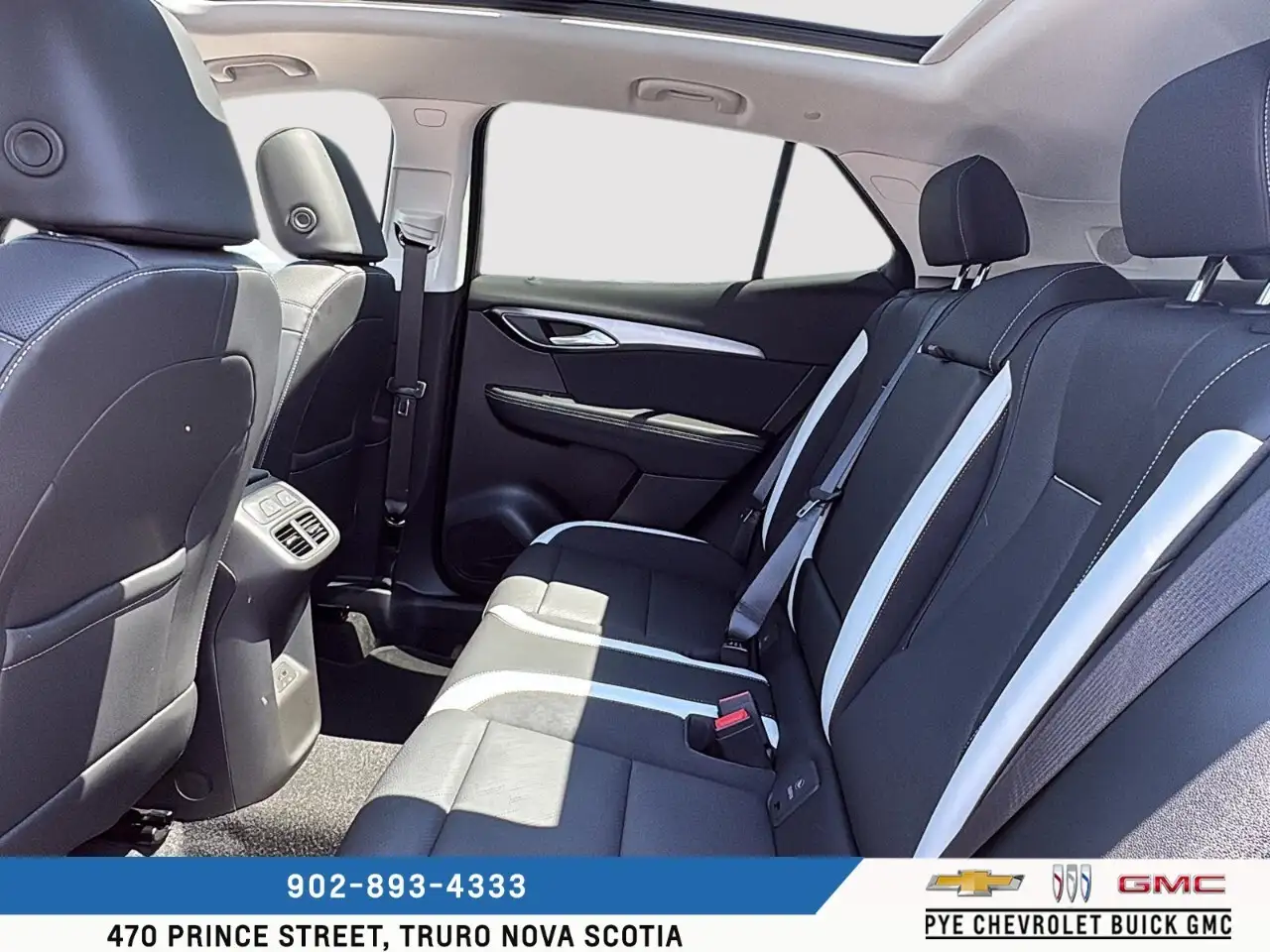 Buick Envision photo Buick Envision