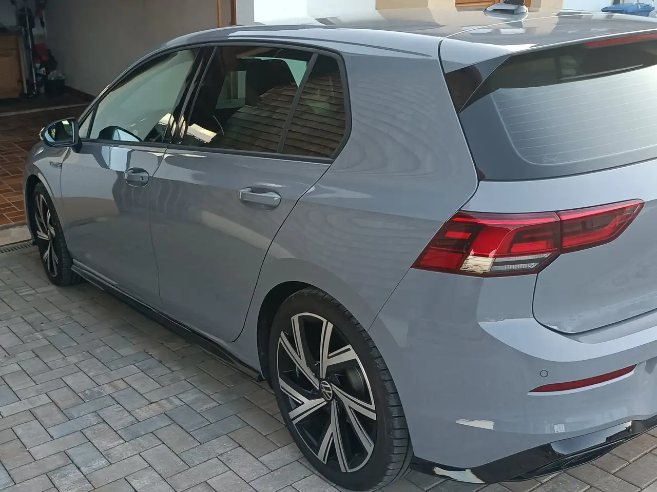 Volkswagen Golf R