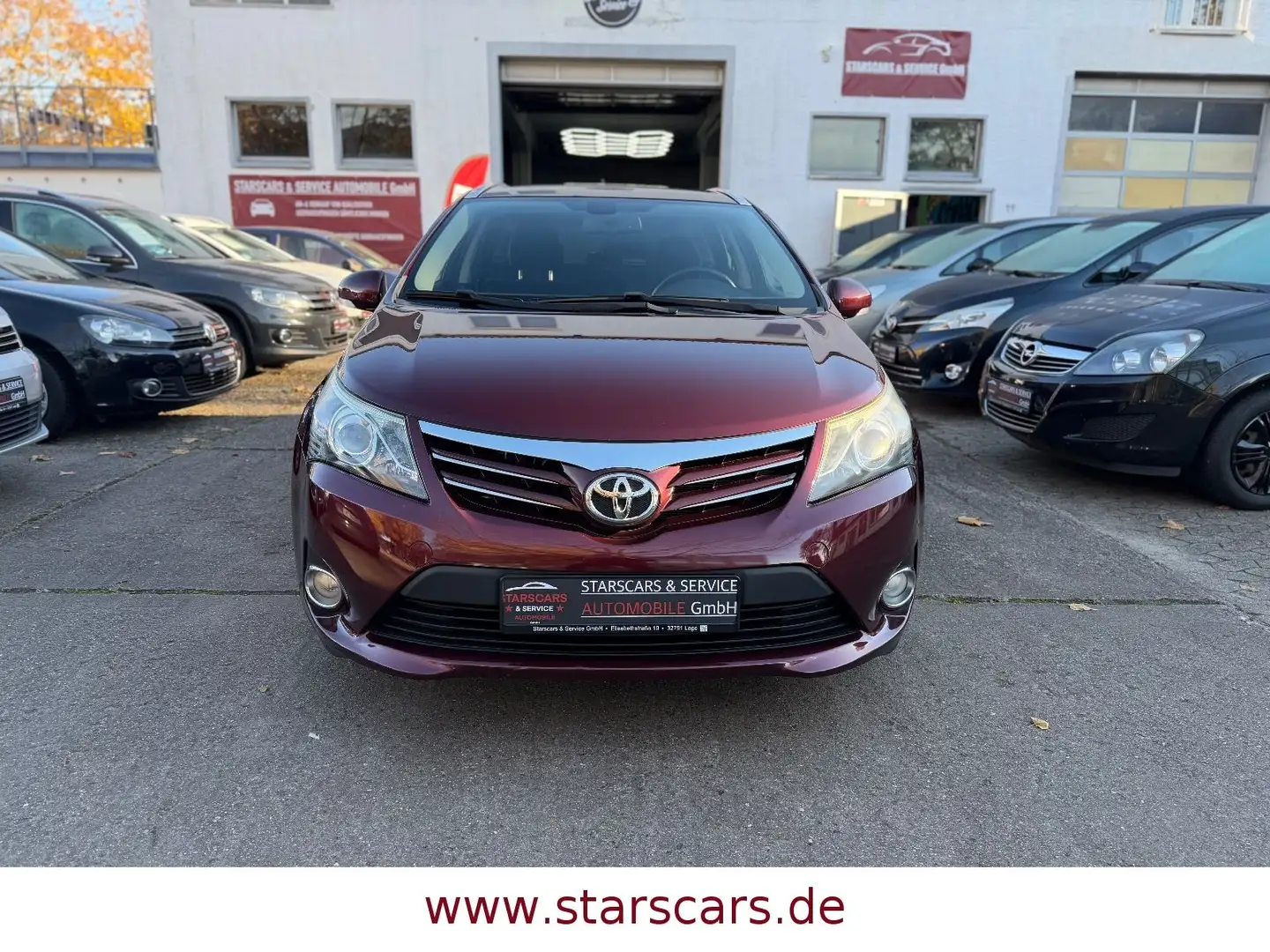 Toyota Avensis Toyota Avensis*Kombi 1.8 Life*1.HAND*KAMERA*AHK* Rot - 2