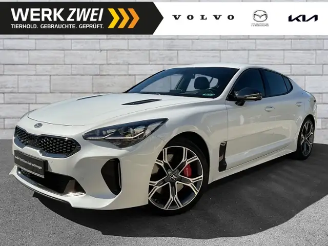 Kia Stinger 3,3 T GT 4WD HUD ACC BLIS Navi DAB