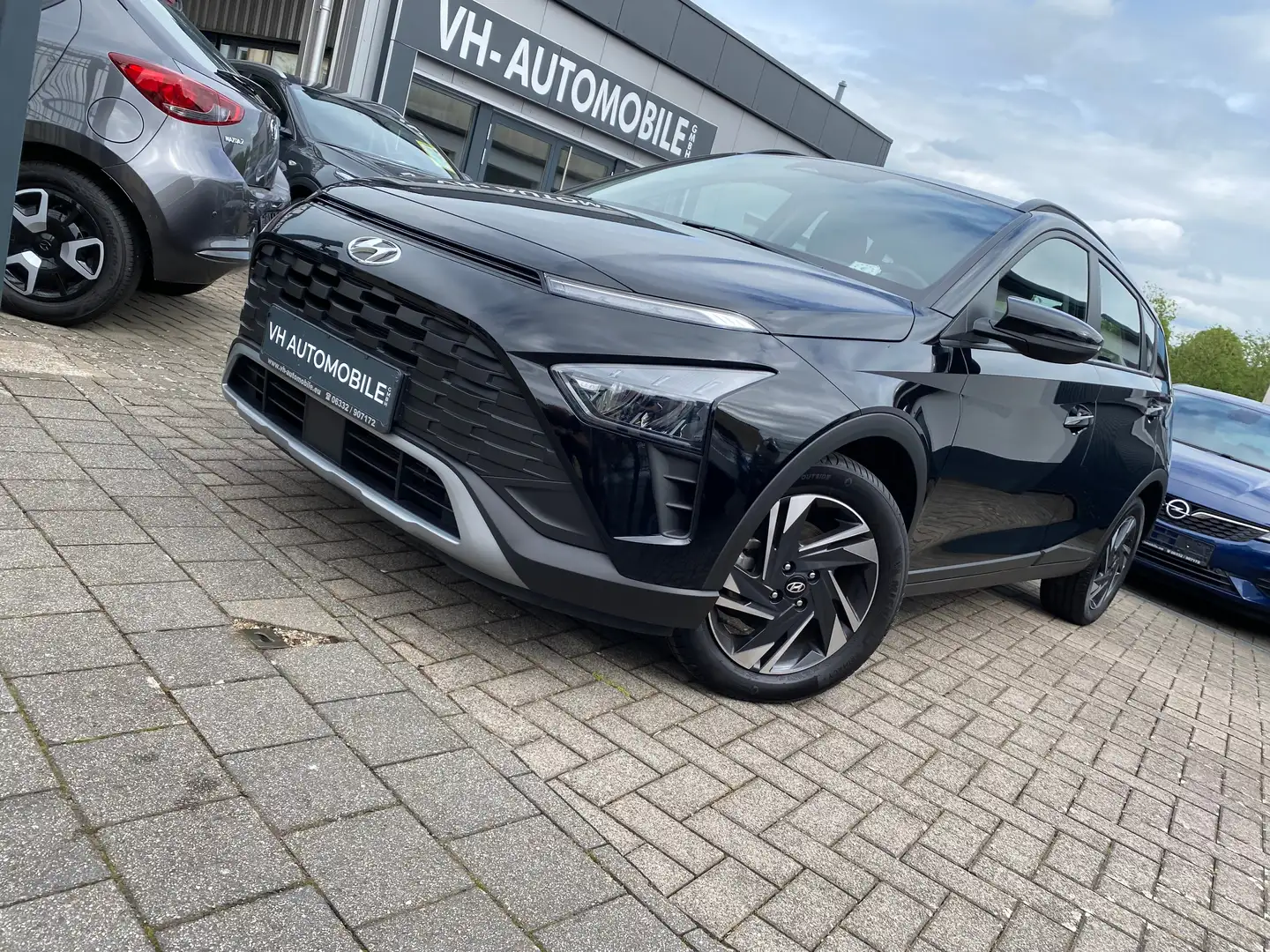 Hyundai BAYON 16ALU*APPLE&ANDROID*Klimaat*LED HSW*Sitzhz*PDC&Kam Black - 2