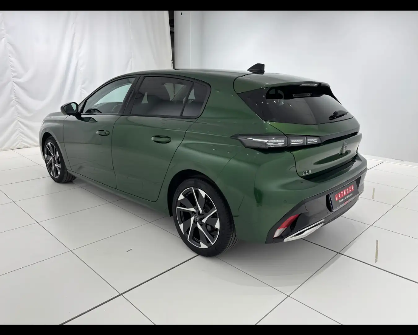 Peugeot 308 1.5 BlueHDi Allure Pack Groen - 2