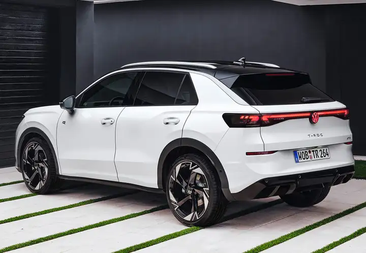 Volkswagen T-Roc Edition 2.0 TDI (2021) 2021, foto 28