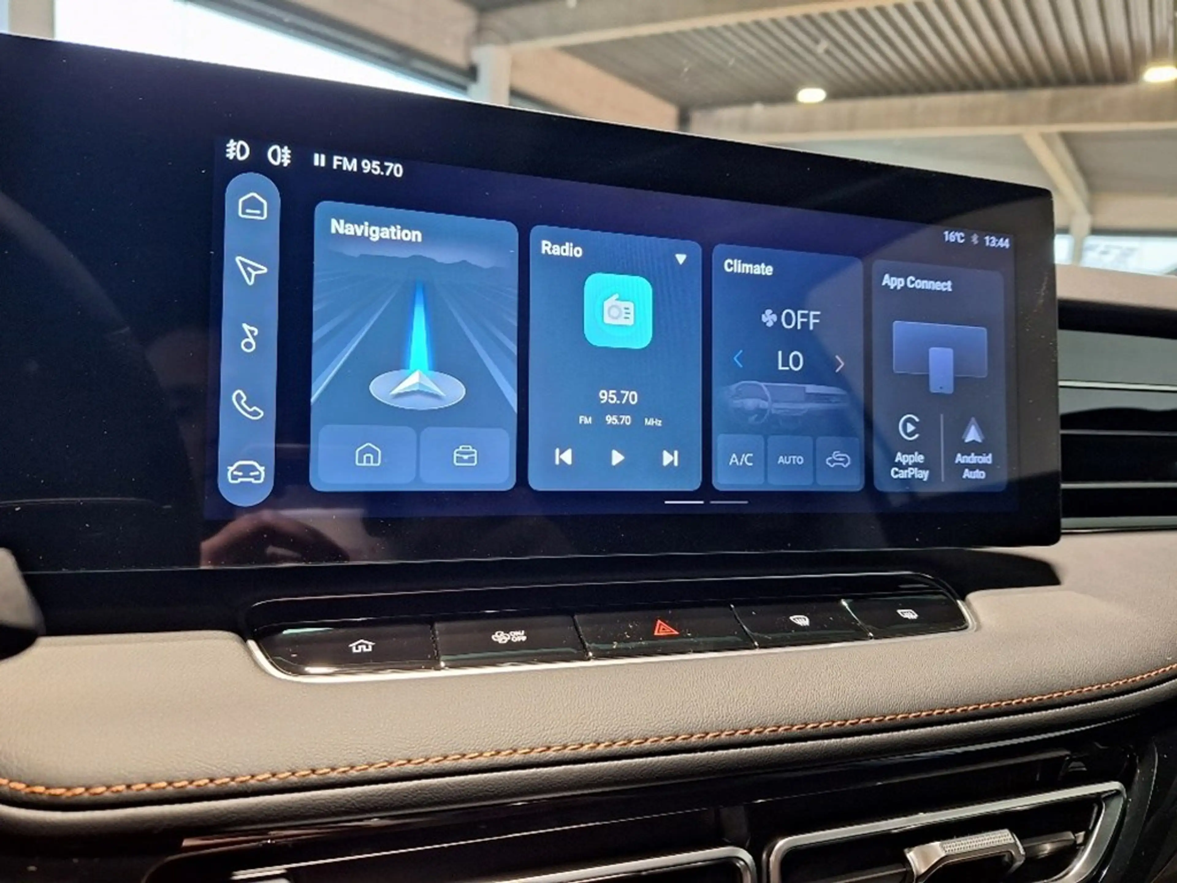 MG EHS 1.5 COMFORT MY25 — photo 8