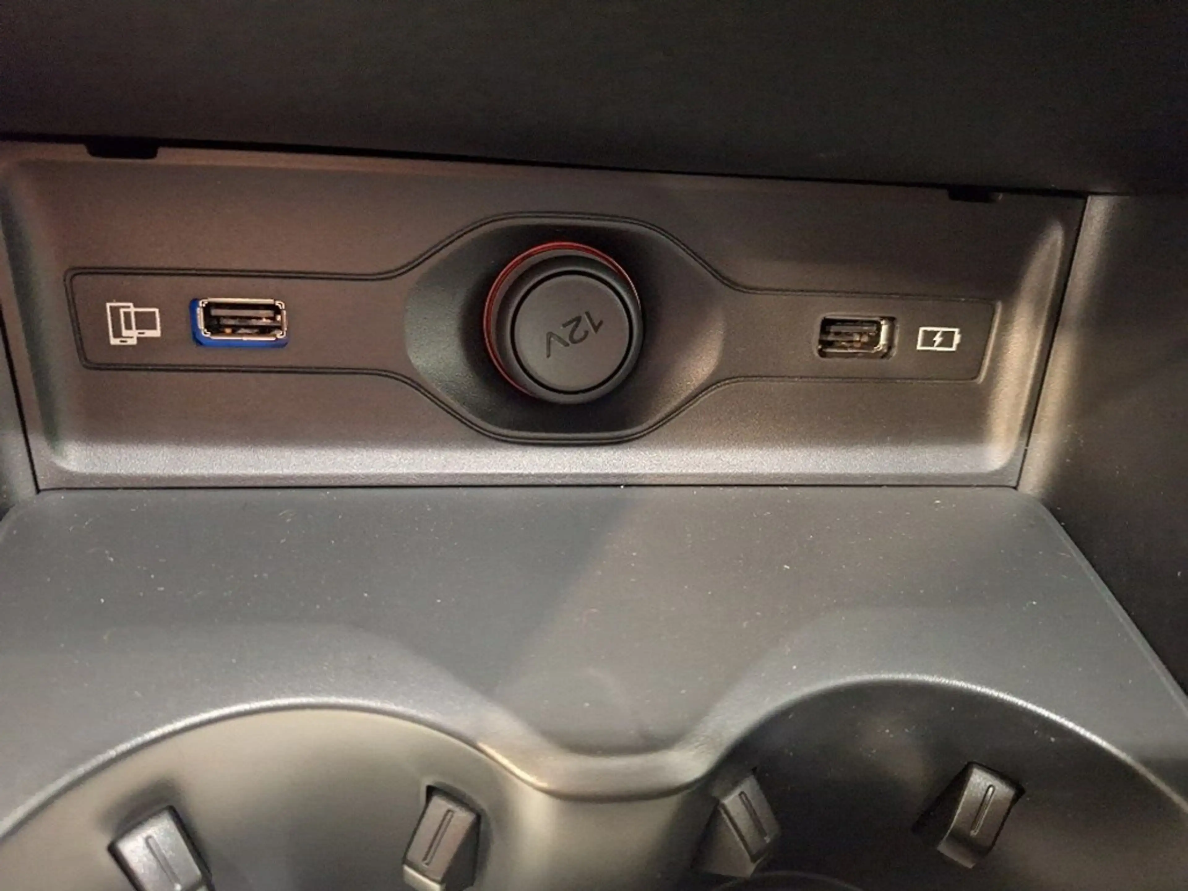 MG EHS 1.5 COMFORT MY25 — photo 14