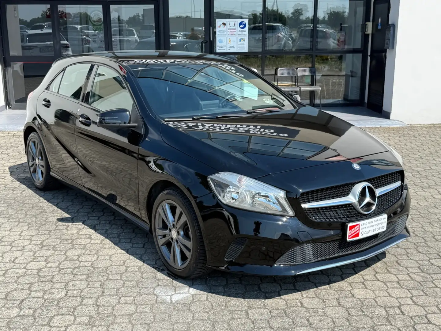 Mercedes-Benz A 160 A 160 d Sport Nero - 2