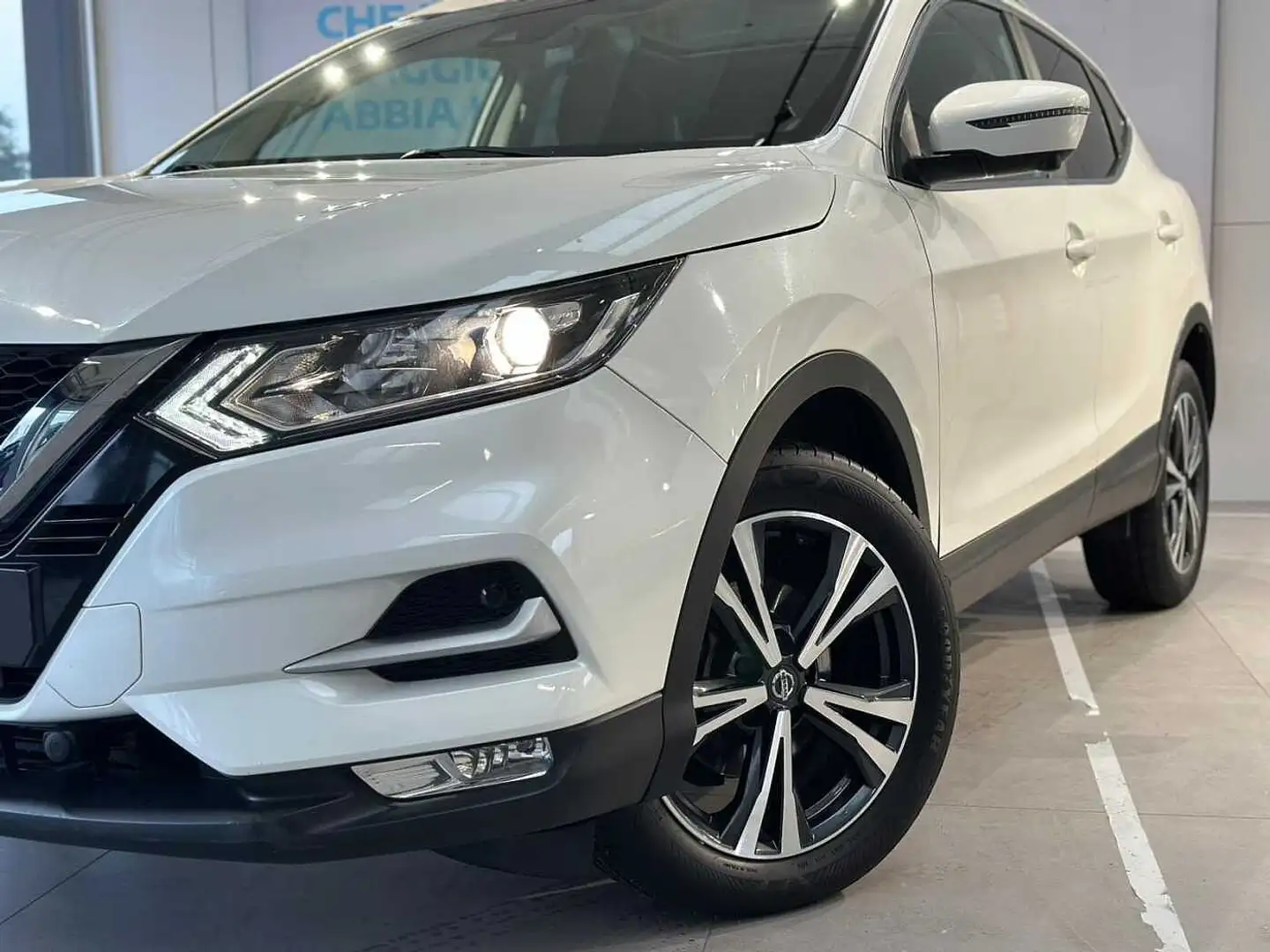 Nissan Qashqai 2ª serie 1.6 dCi 2WD N-Connecta Bianco - 2