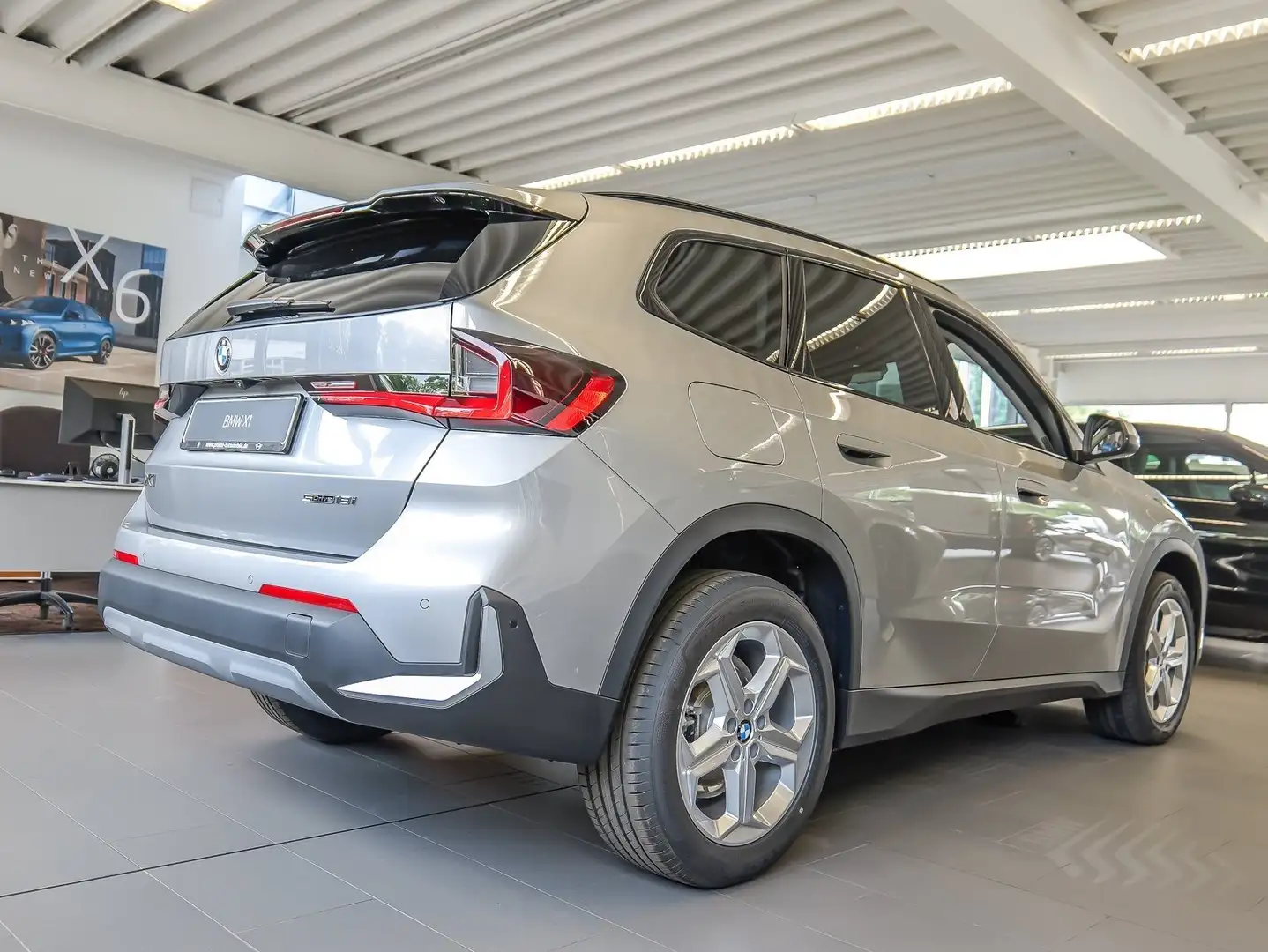 BMW X1 sDrive18i AHK DAB LED Adapt.LED Driving Ass. Grigio - 2