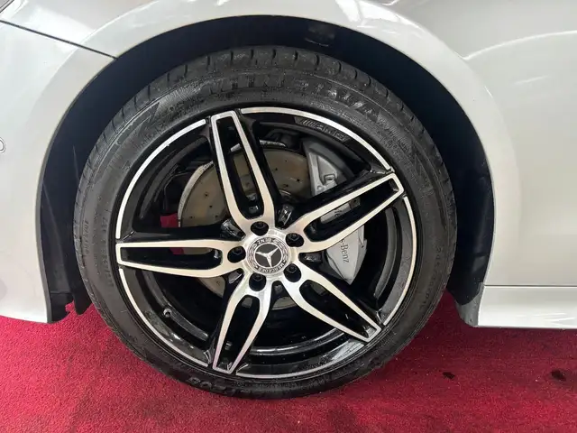 Mercedes-Benz E-Class view 10