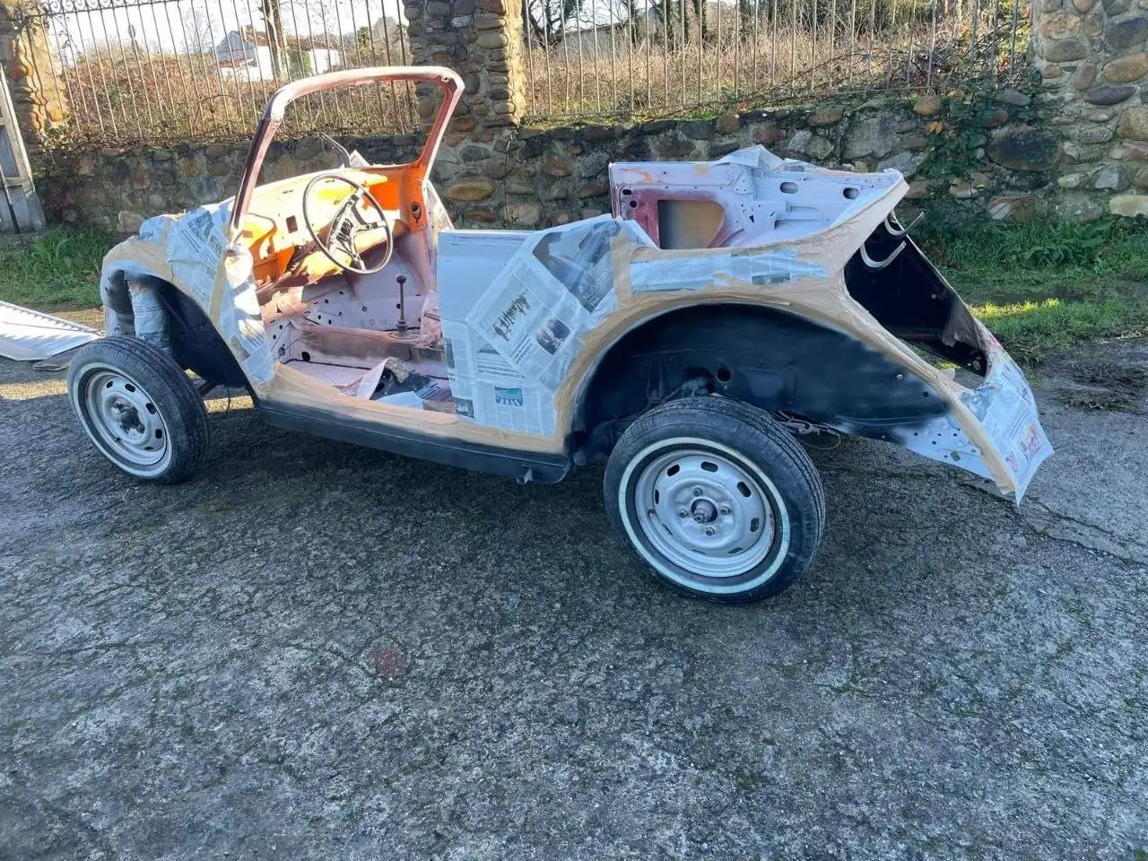 Volkswagen Escarabajo Karmann 1303 LS, foto 3