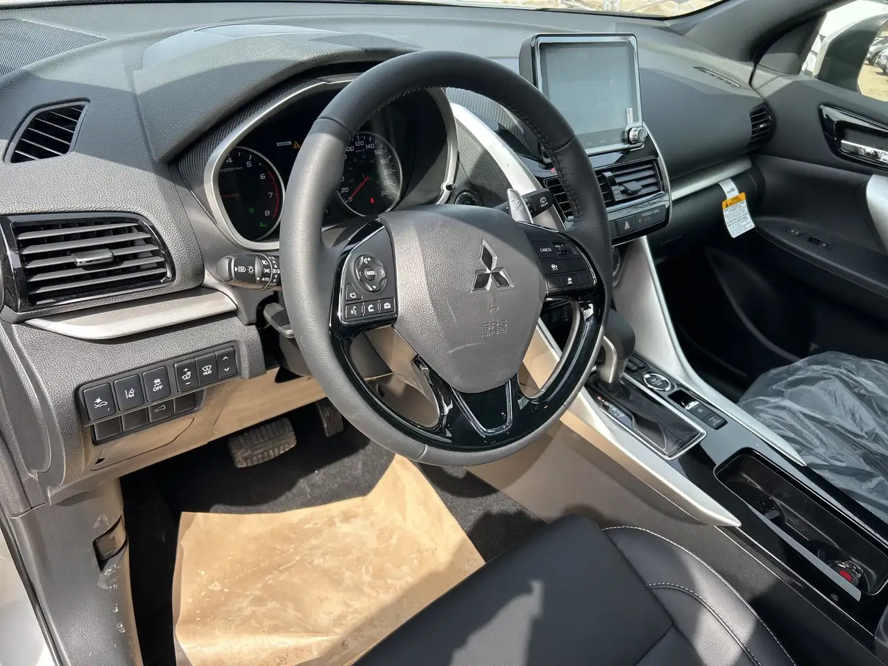 Mitsubishi Eclipse Cross photo Mitsubishi Eclipse Cross